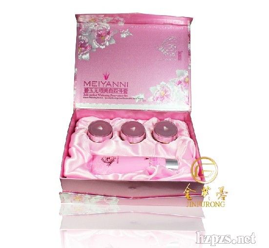 香港金芙蓉化妆品牌子好不好 哪款好评价